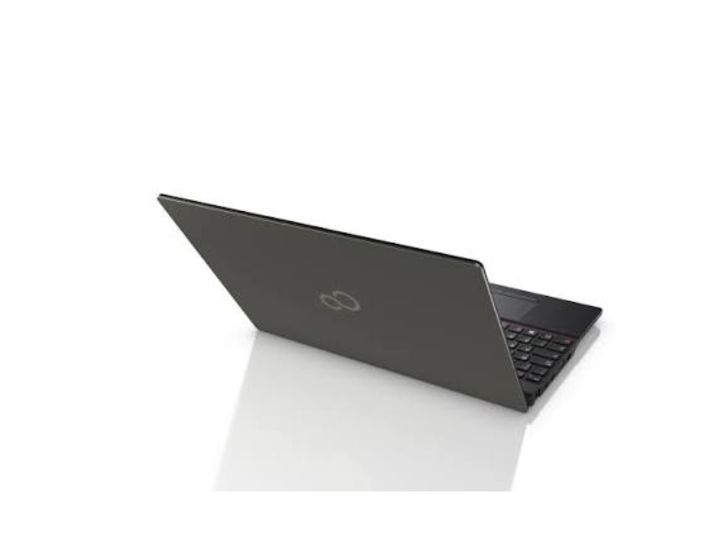 Fujitsu LifeBook E5512 felújított laptop, i5-1235U / 16 GB / 256 GB NVMe SSD, 15" Full HD, magyar billentyűzet, Windows 11, kiváló állapot